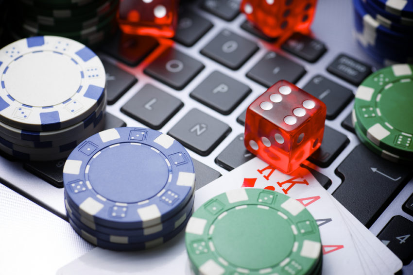 Online Casinos, their Thrills and Risques: Comprehensive Guide